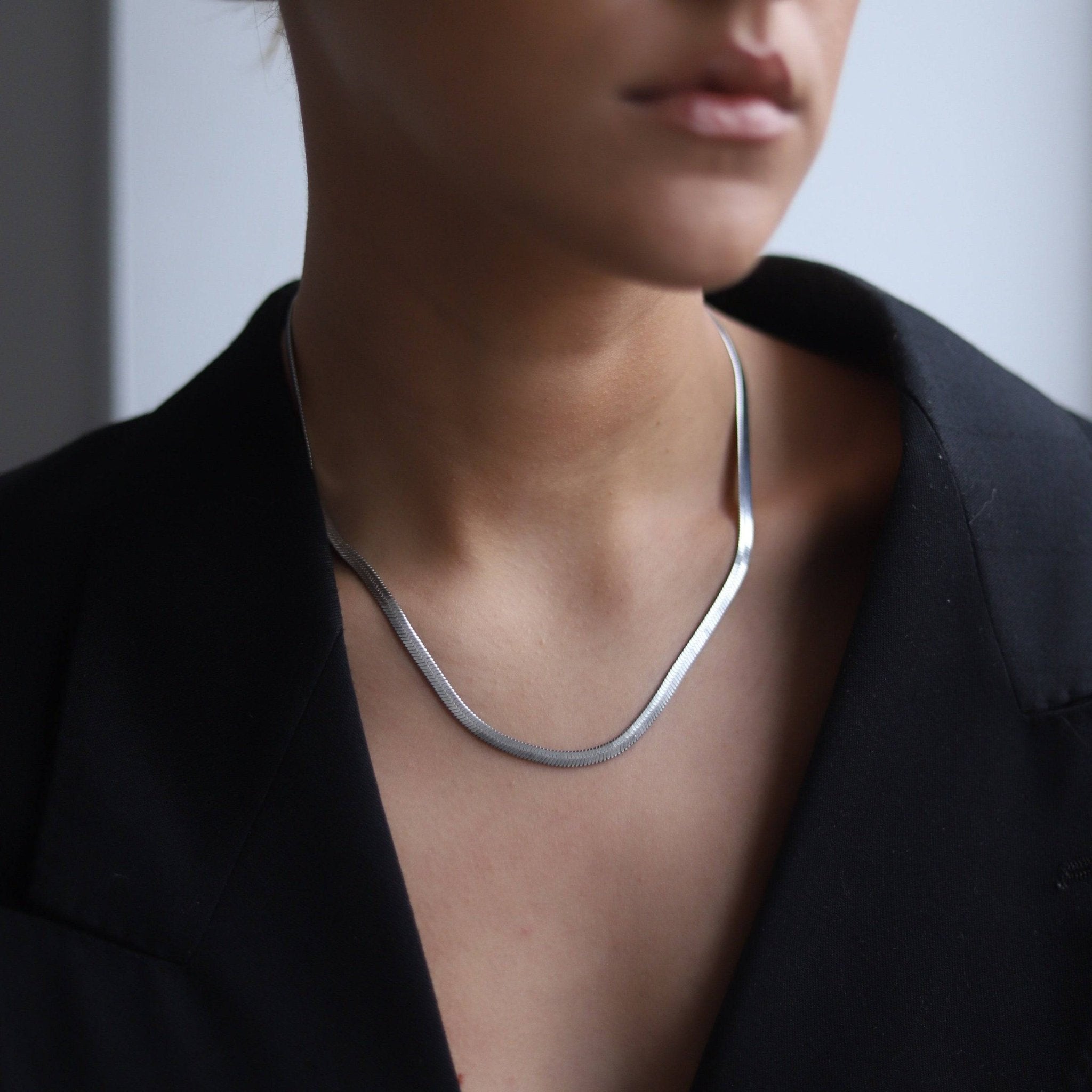 Classic Snake Necklace - Réalta