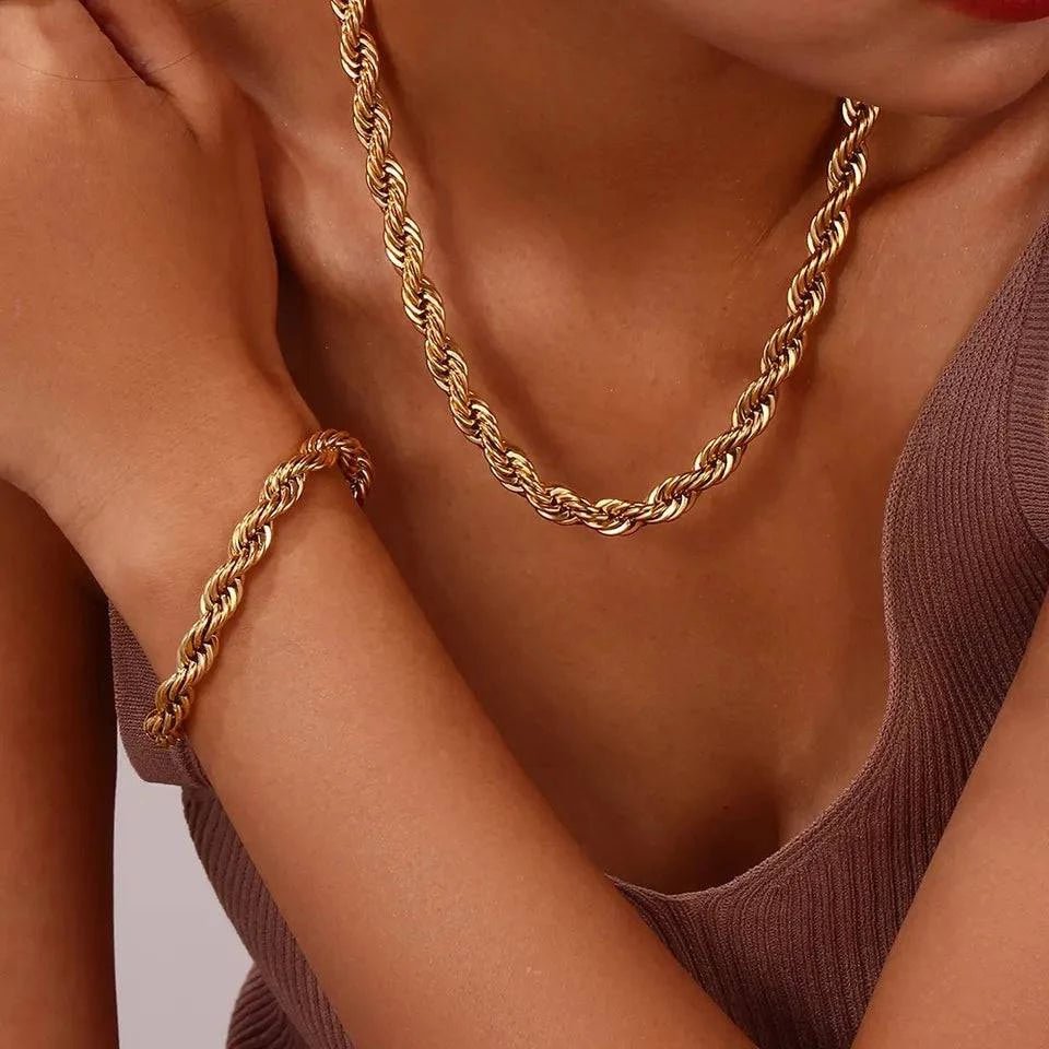 Michael Vintage Twist Bracelet - Réalta