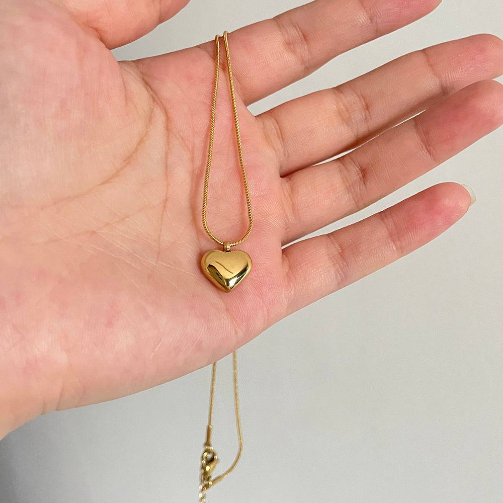 Love heart Pendant - réaltathelabel
