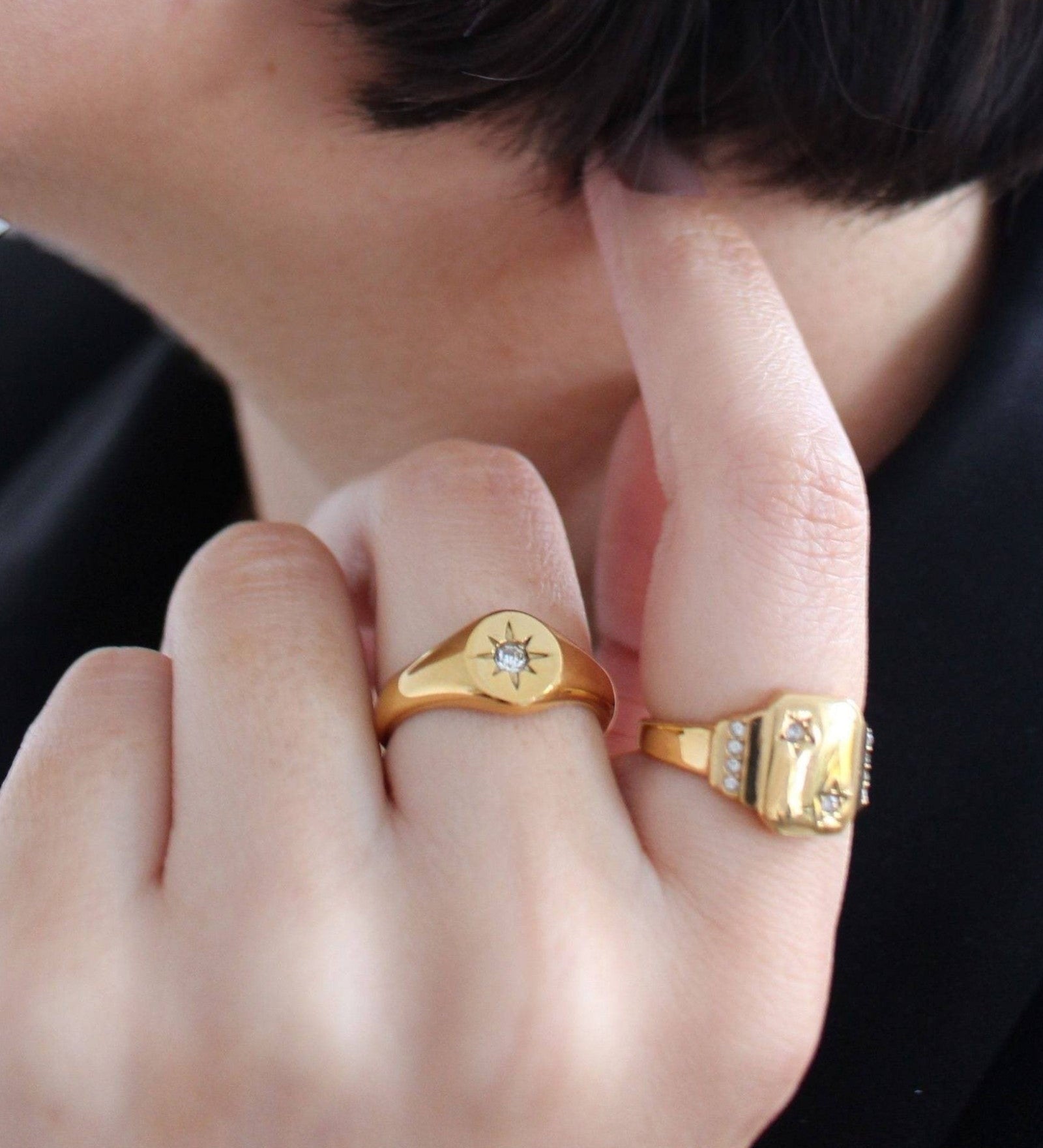 Álainn Gold Star Signet Ring - Réalta