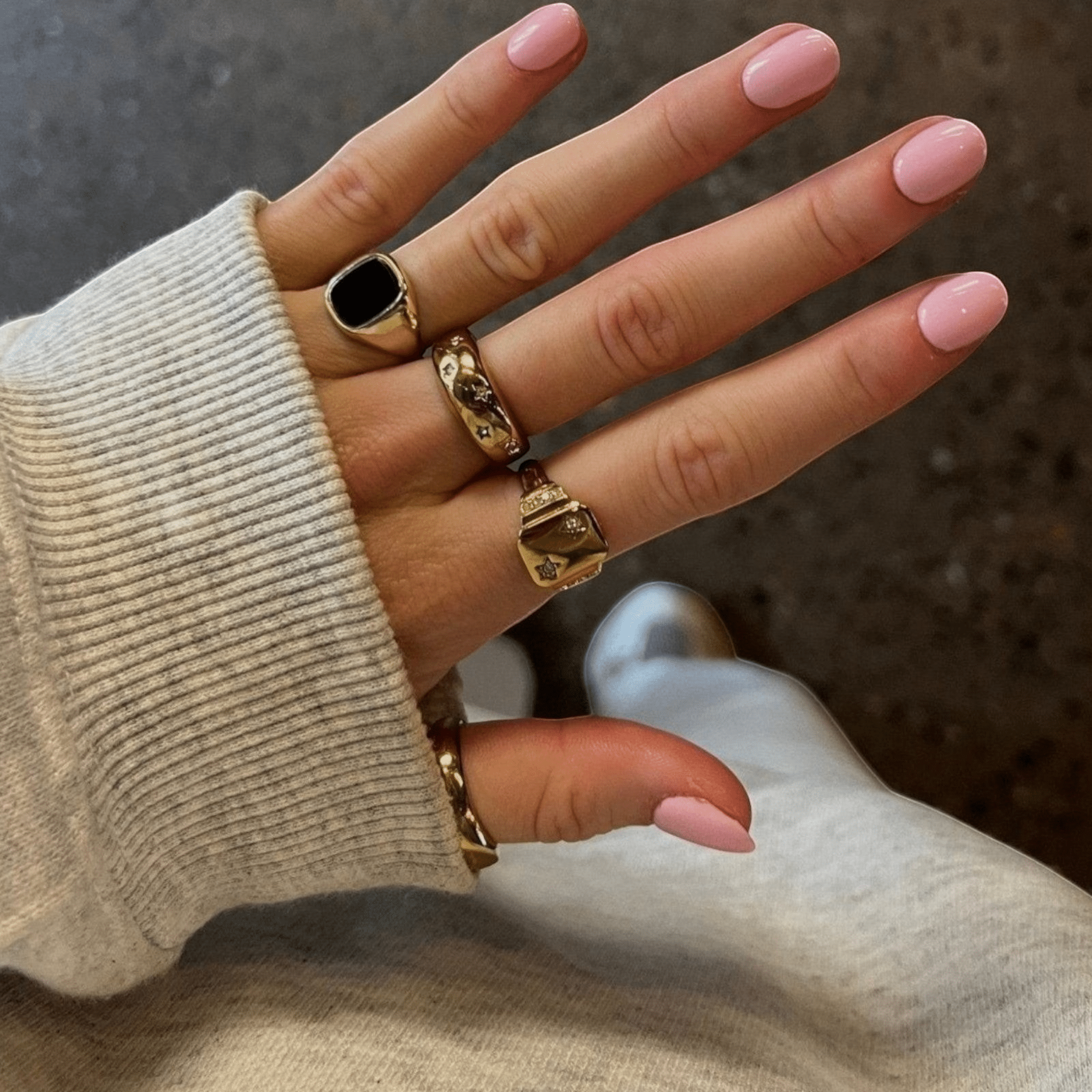 Álainn Gold Star Signet Ring - Réalta