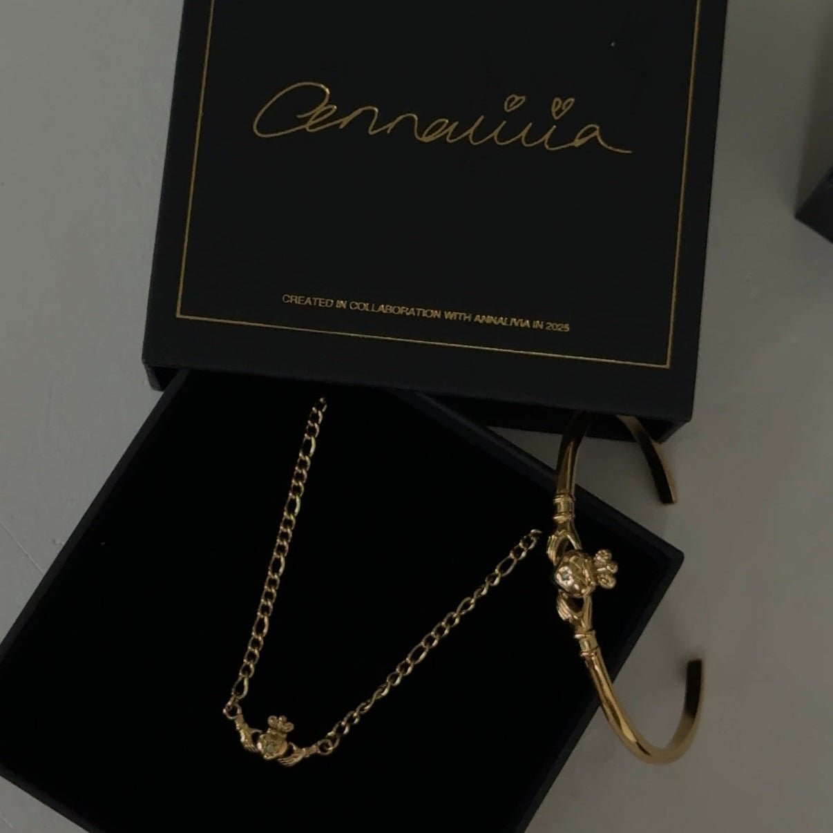 Annalivia Signature Set - Réalta