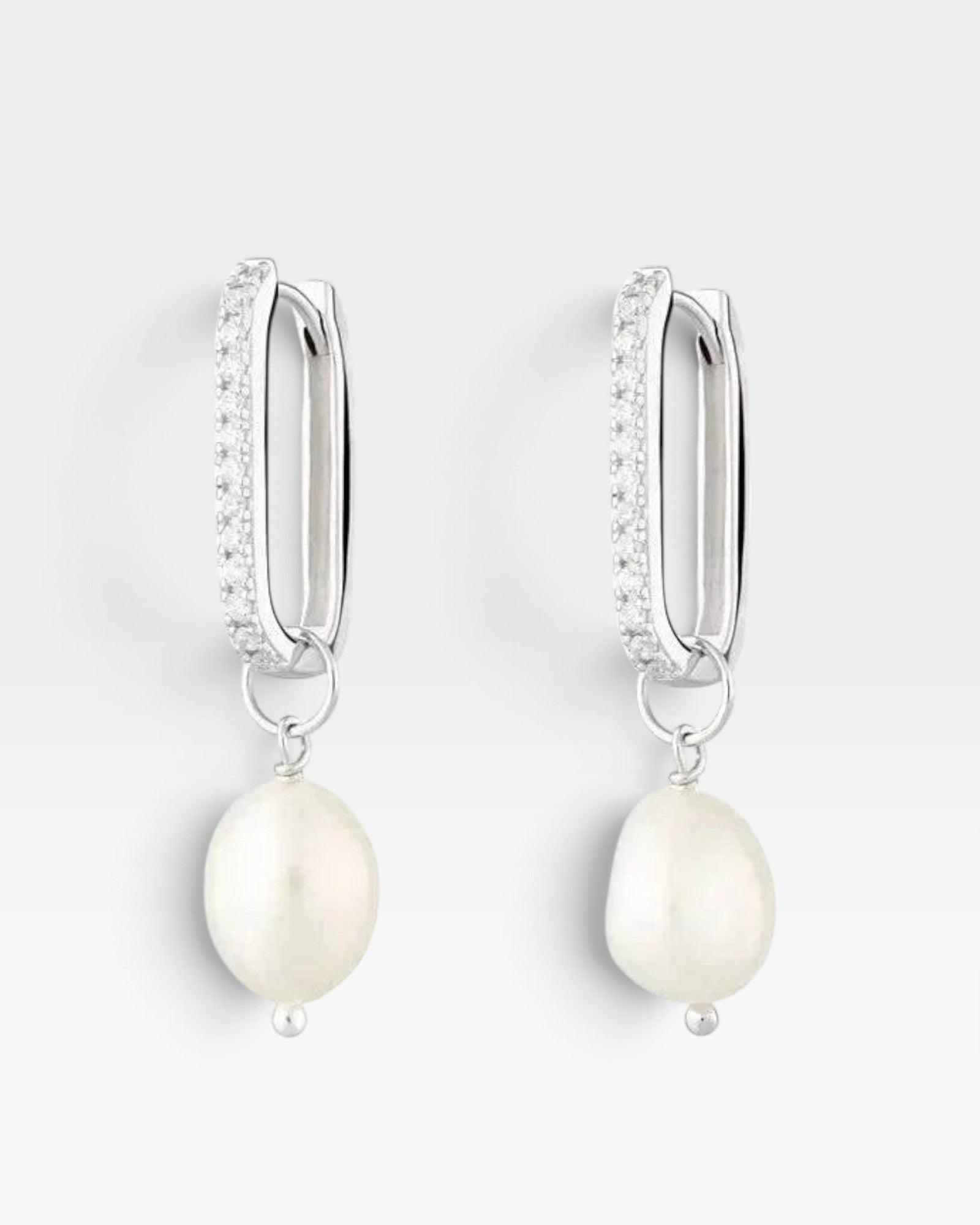 Betty Earrings - Réalta