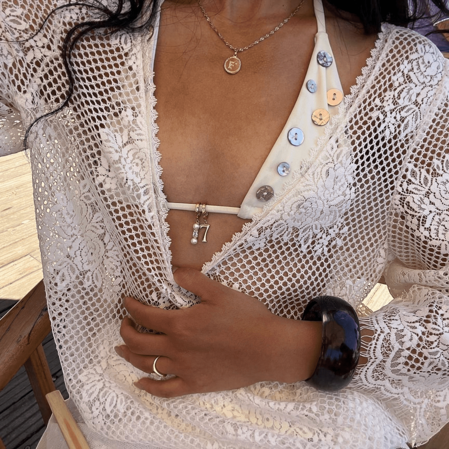 Bikini Charms - Réalta