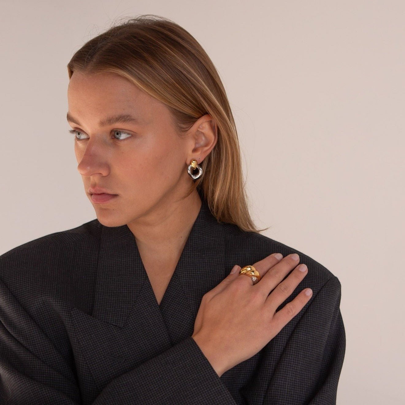 Carrie Ring - Réalta