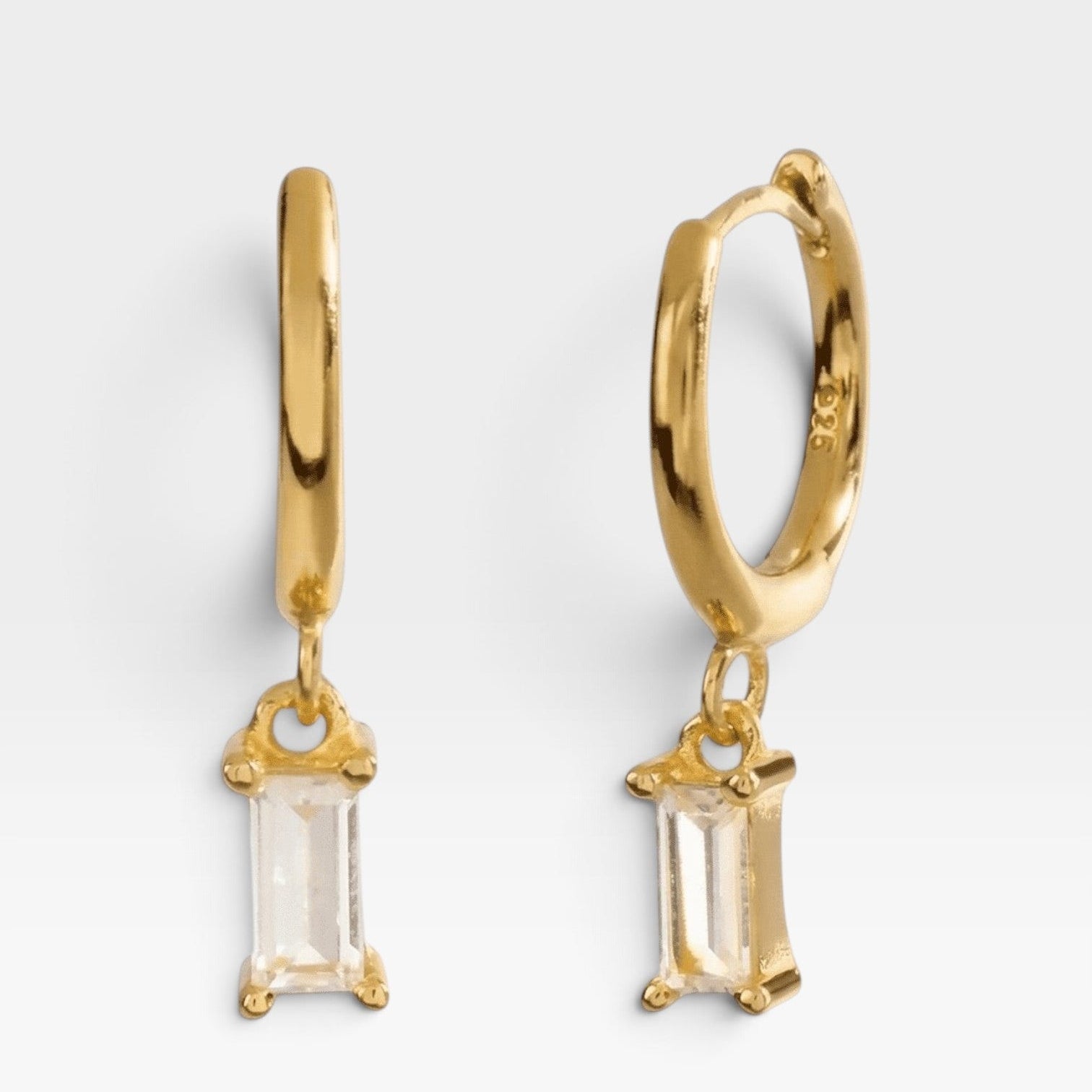 Classic Huggie Hoops - Réalta
