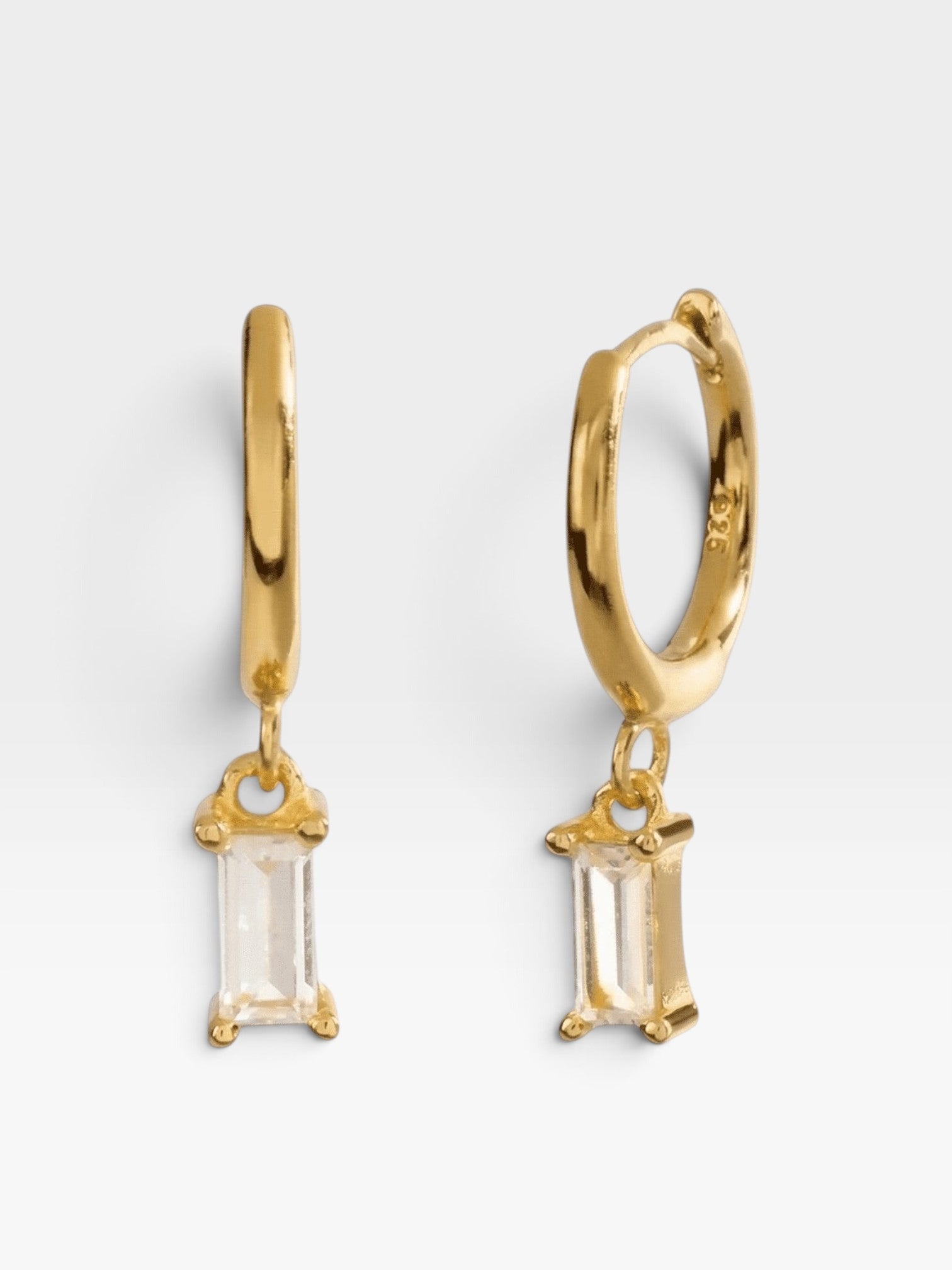 Classic Huggie Hoops - Réalta