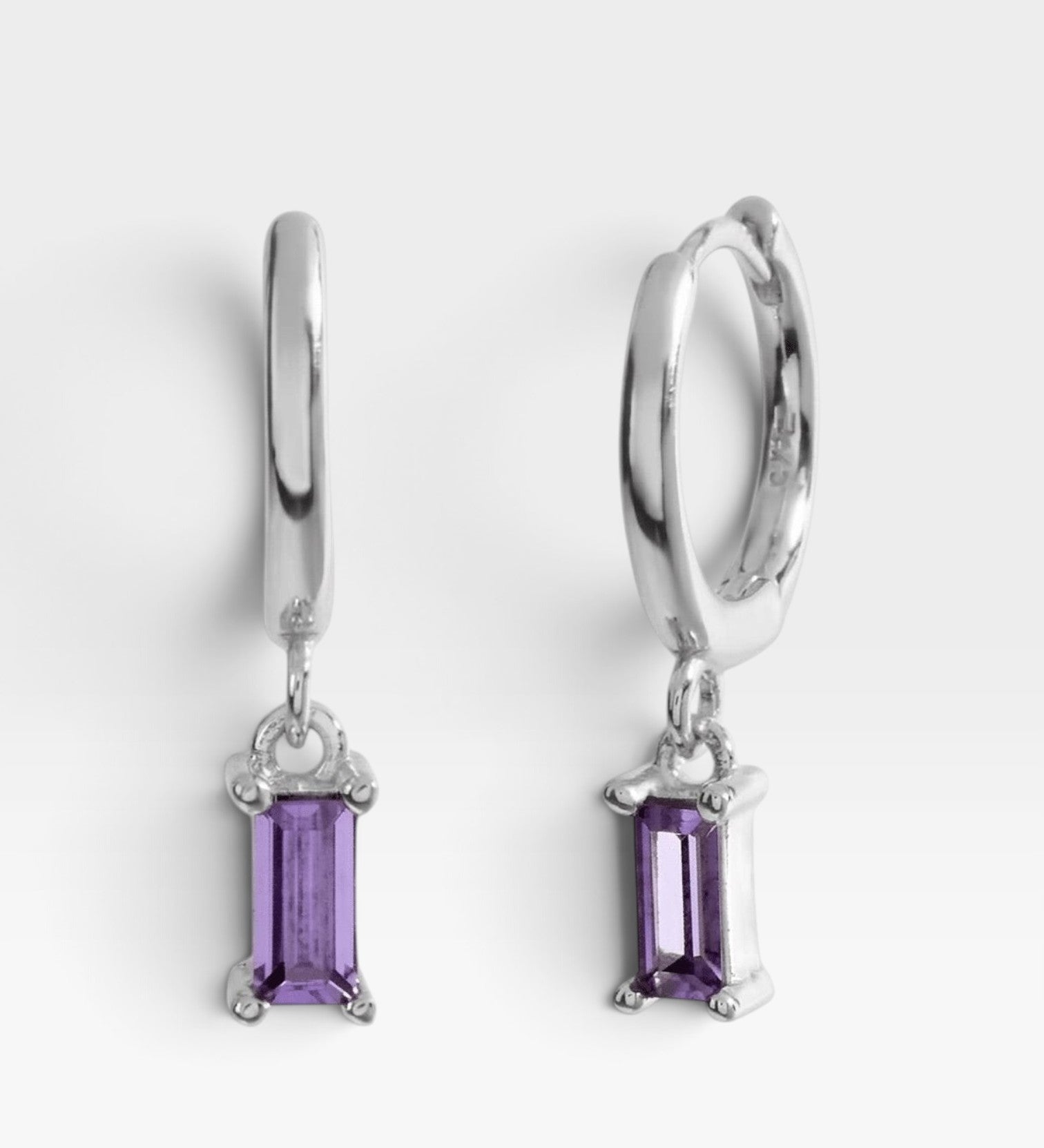 Classic Huggie Hoops - Réalta