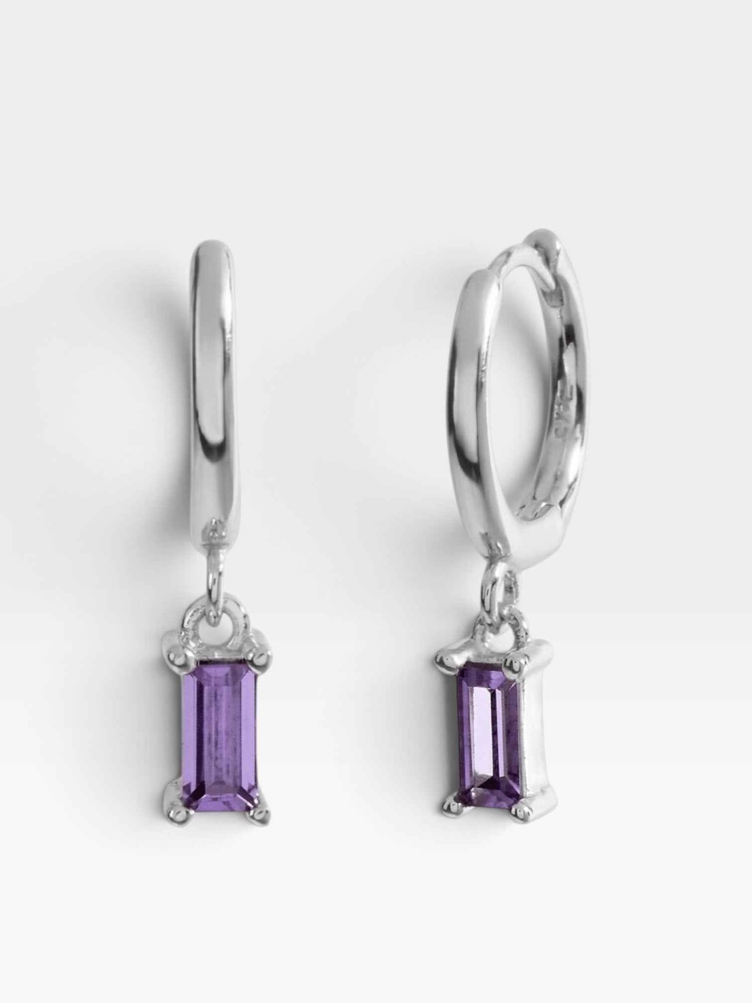 Classic Huggie Hoops - Réalta