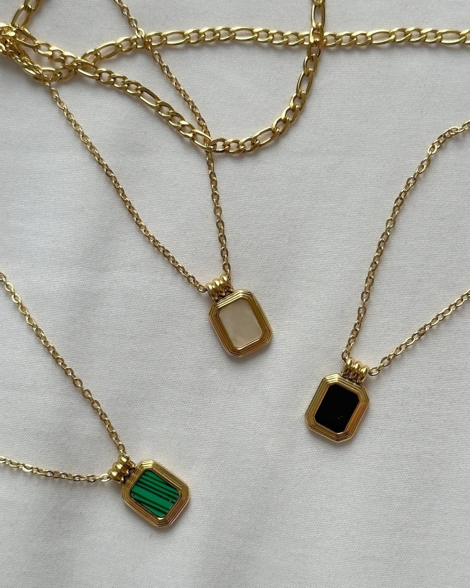 Colette Chain - Réalta