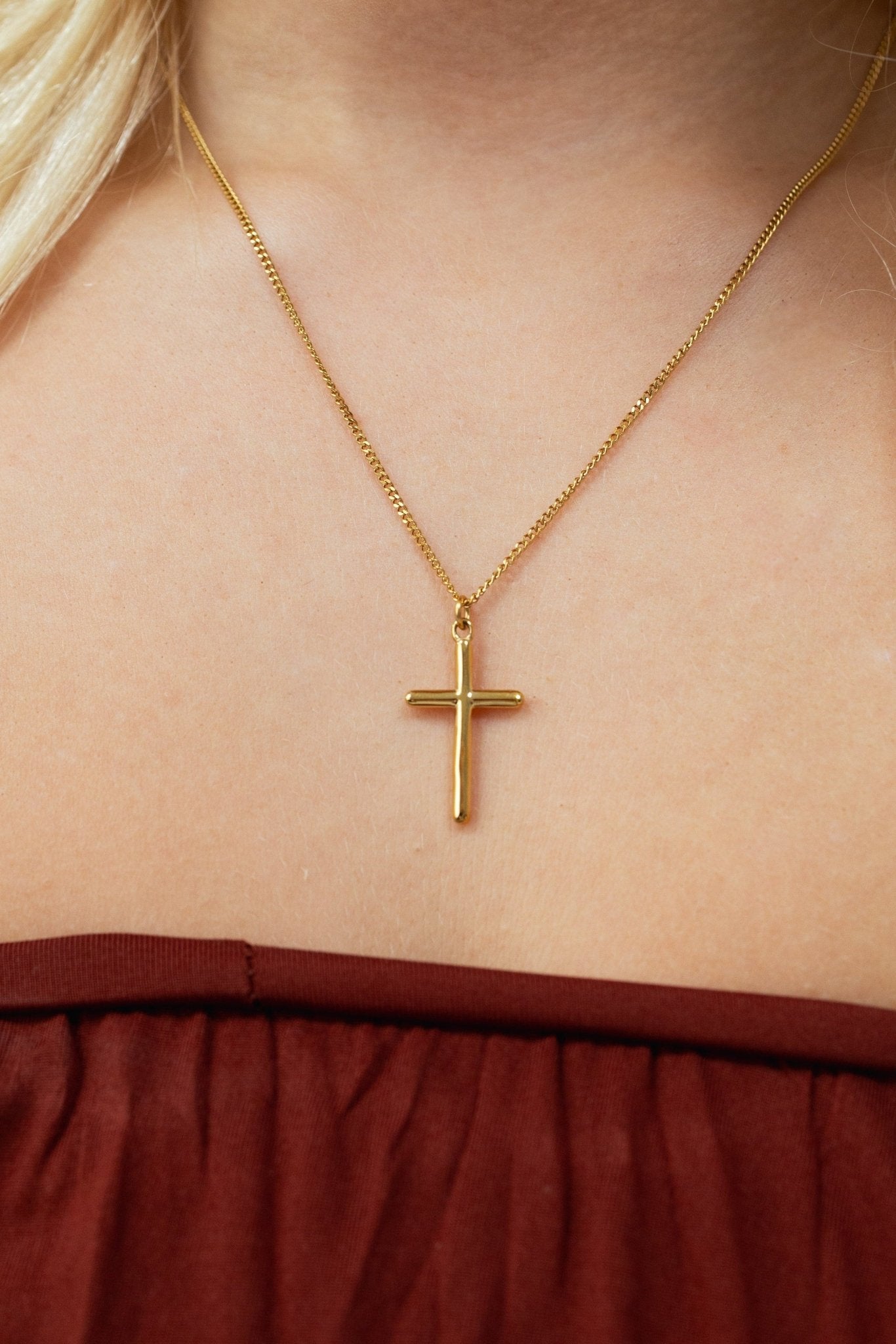 Cross Necklace - Réalta