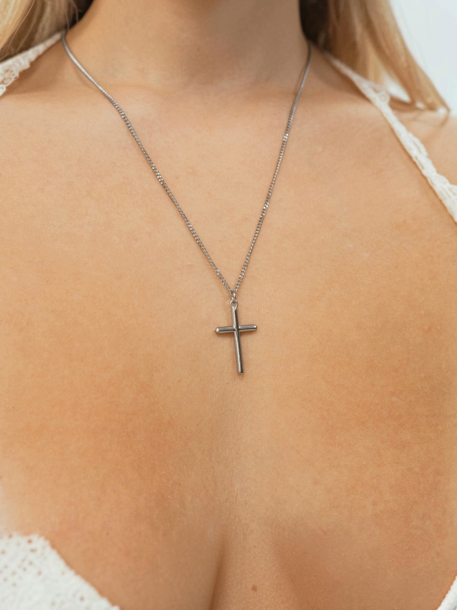 Cross Necklace - Réalta