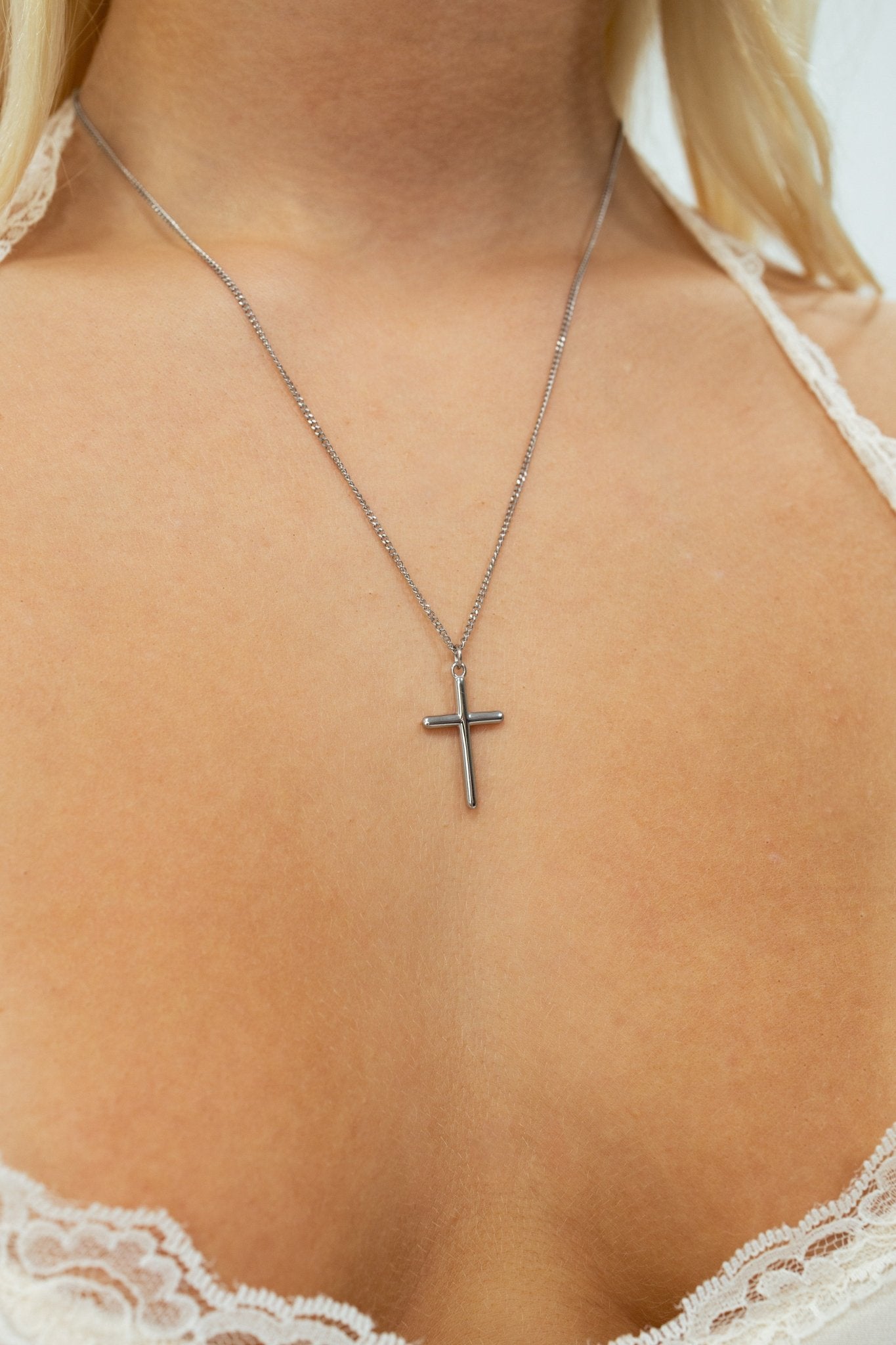 Cross Necklace - Réalta