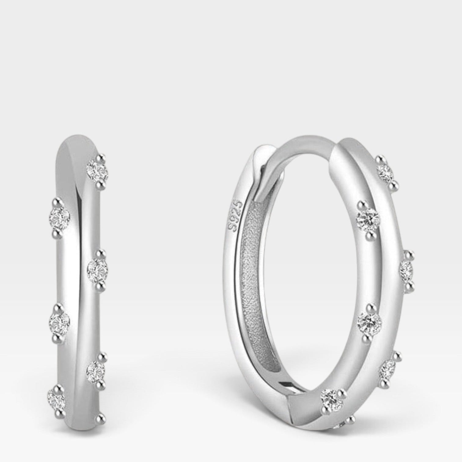 Ellie Hoops - Réalta
