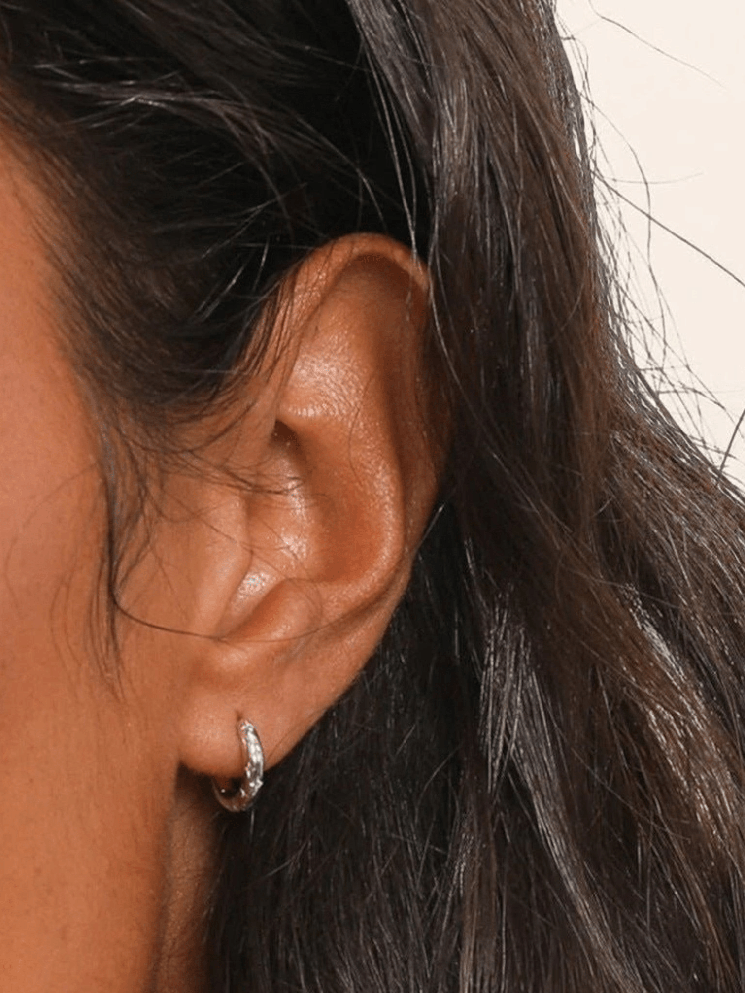 Fia Huggie Hoops - Réalta