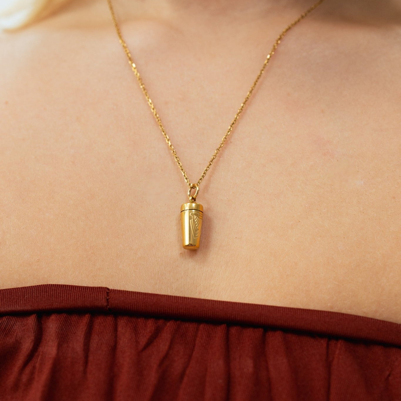G Necklace - Réalta