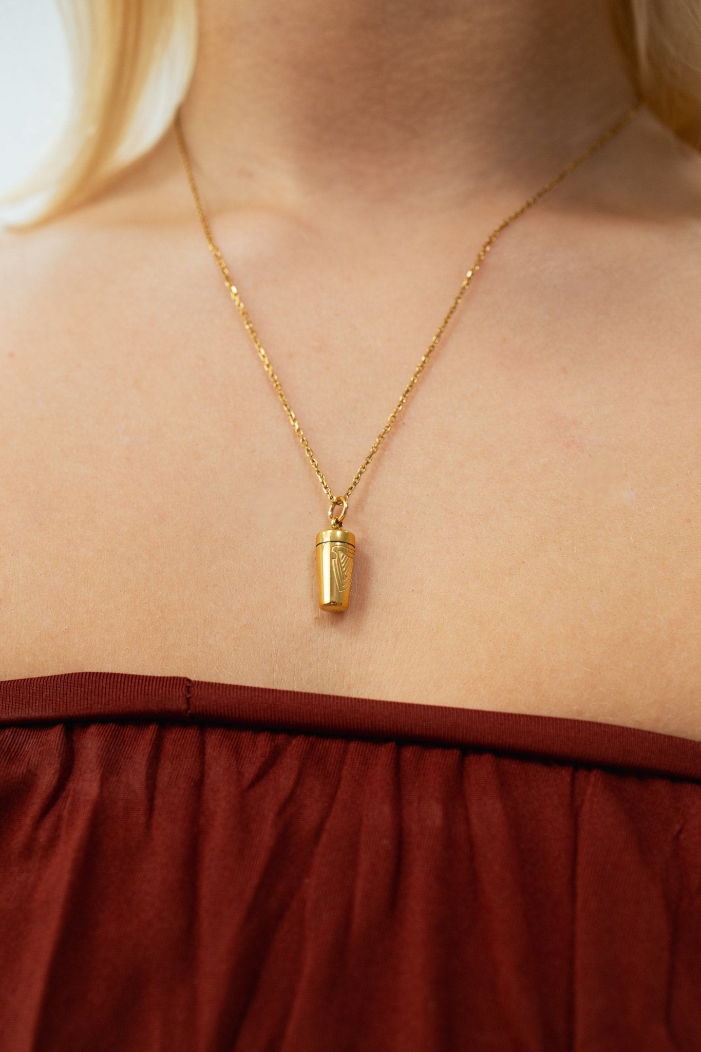 G Necklace - Réalta