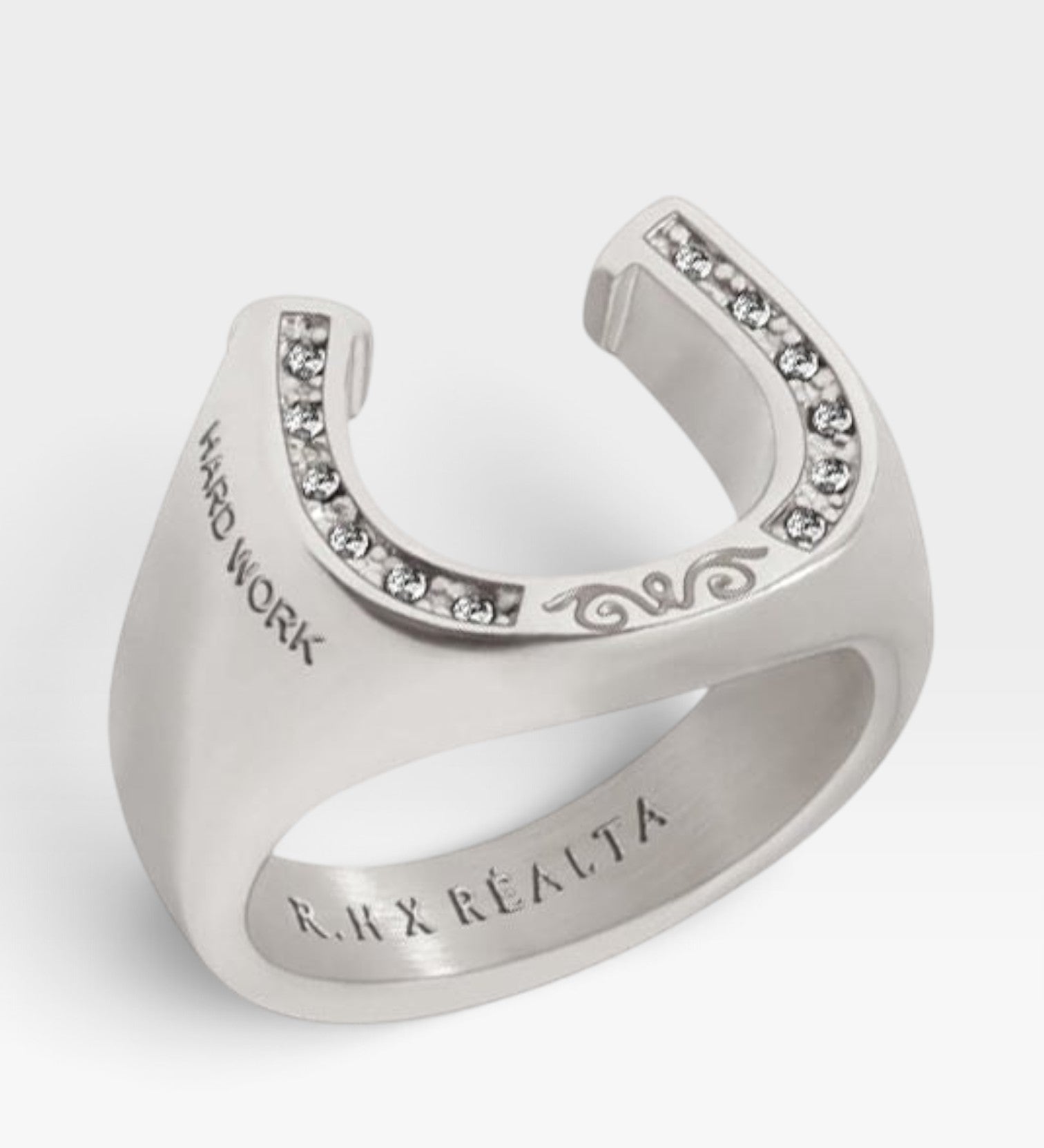 Hennessy Ring - Réalta