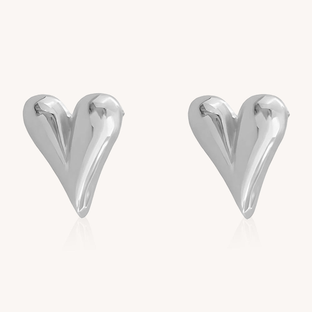 Holly Heart Studs - Réalta