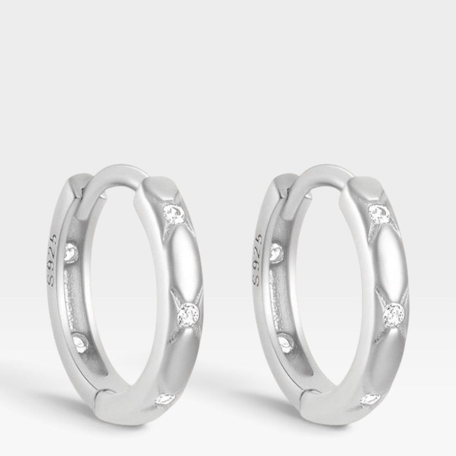 Muireann Huggie Hoops - Réalta