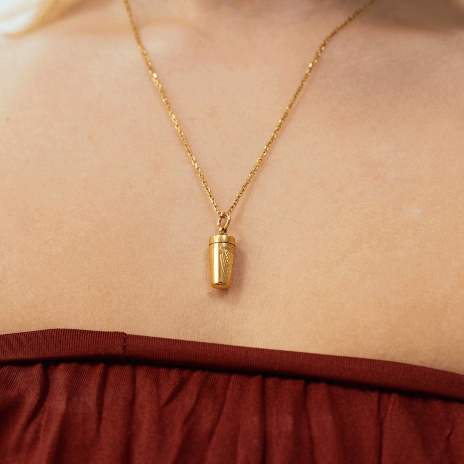 Pint of the Good Stuff Necklace - Réalta
