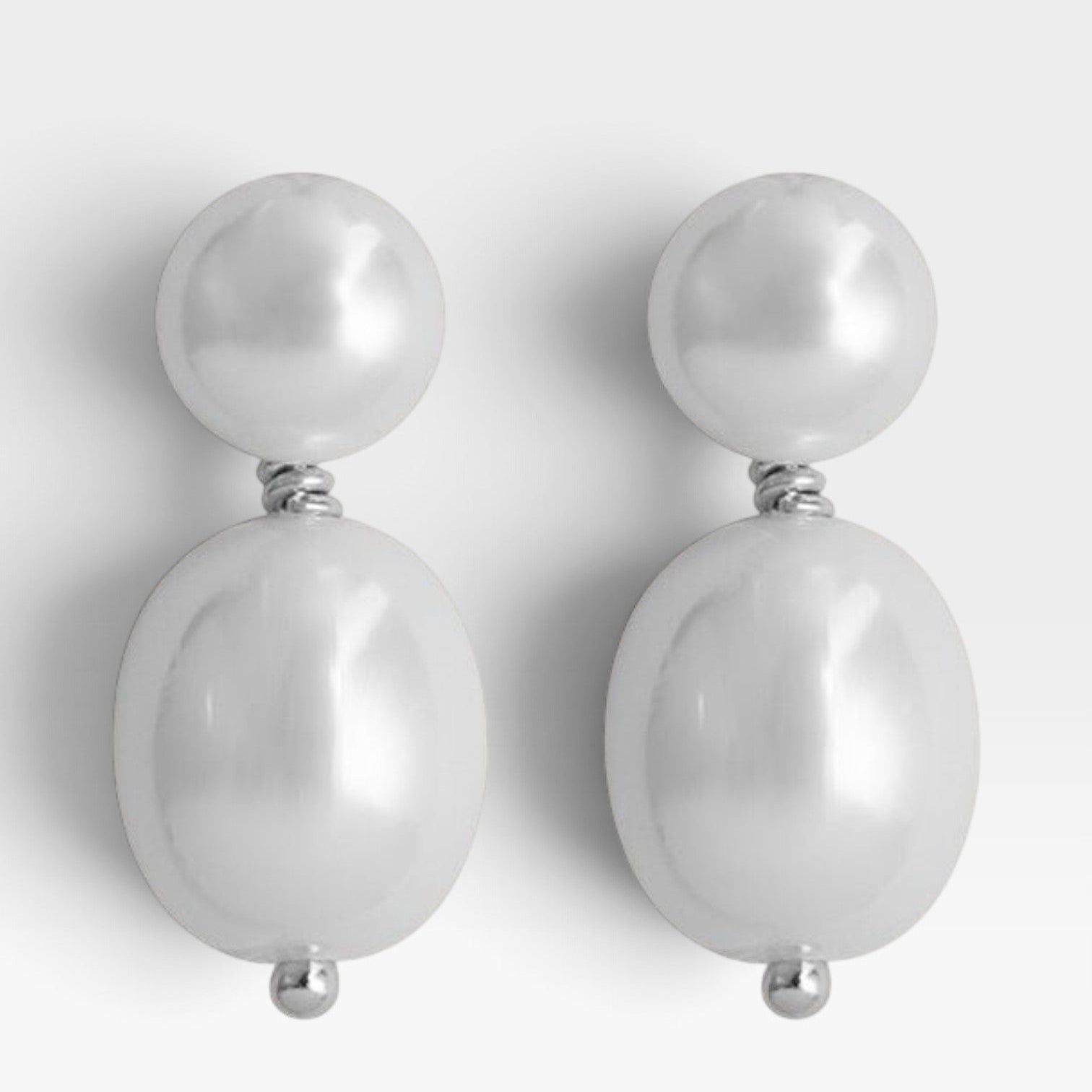 Robyn Pearl Drop Earrings - Réalta