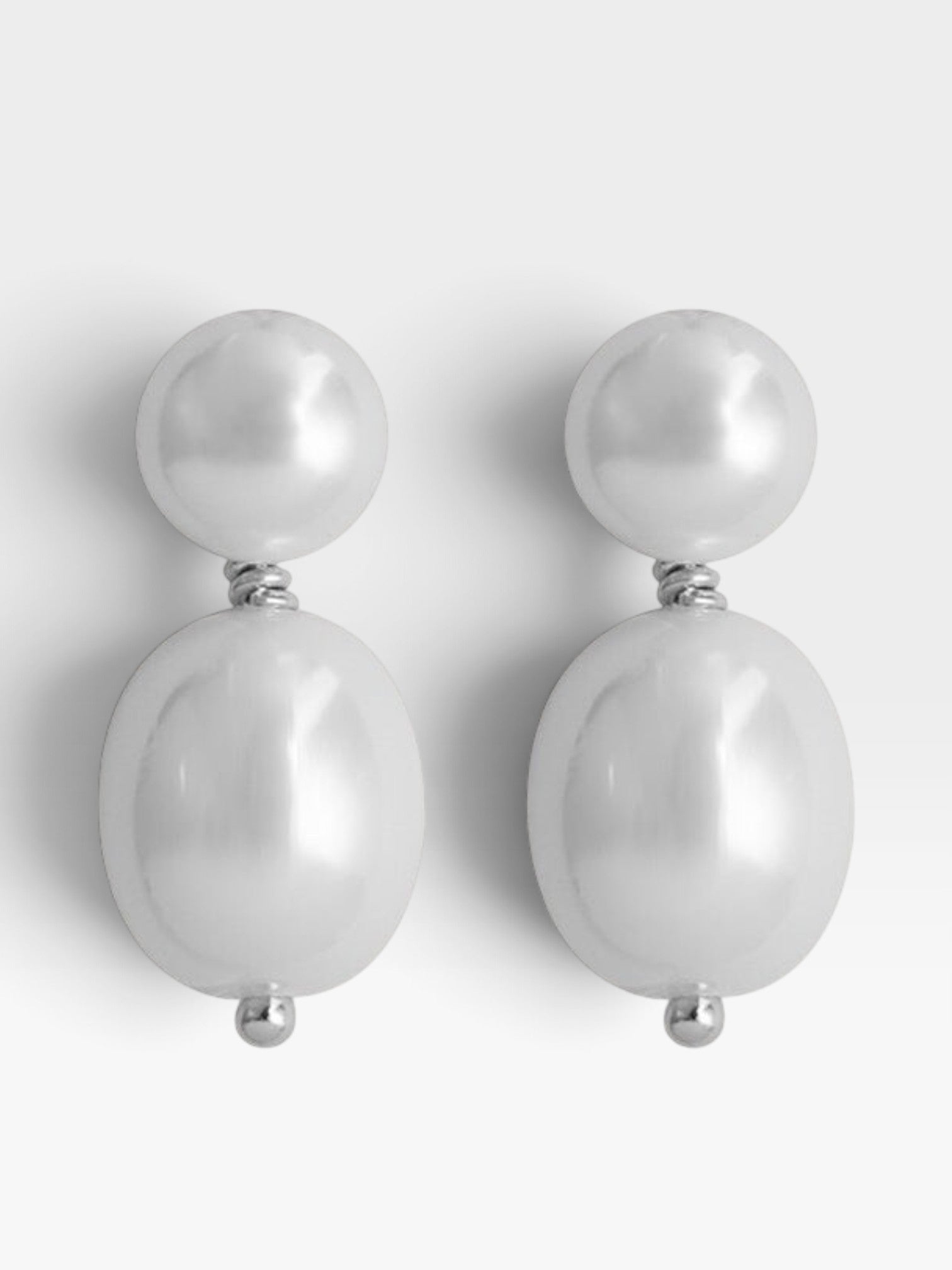 Robyn Pearl Drop Earrings - Réalta
