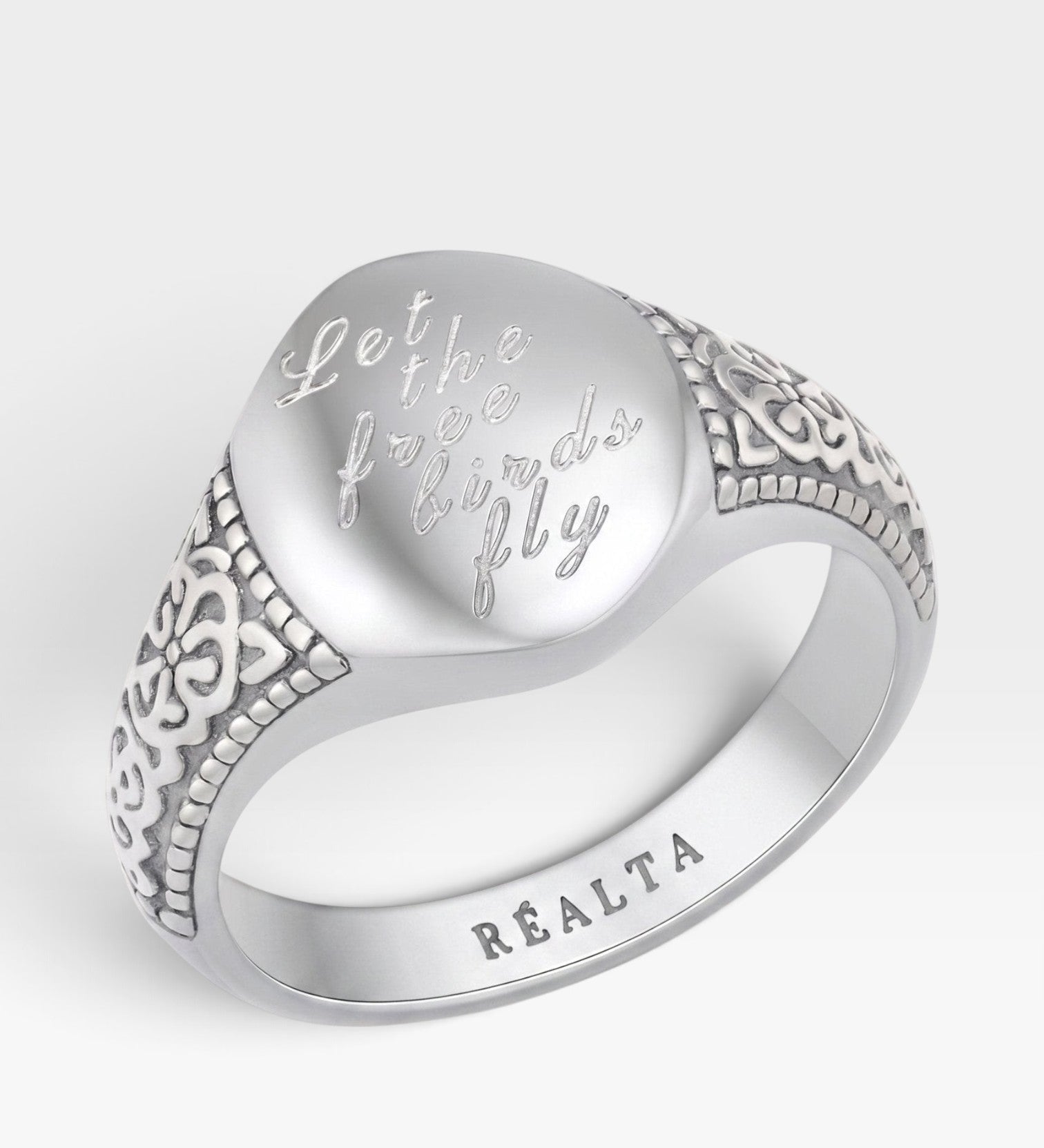 Saoirse Ring - Réalta
