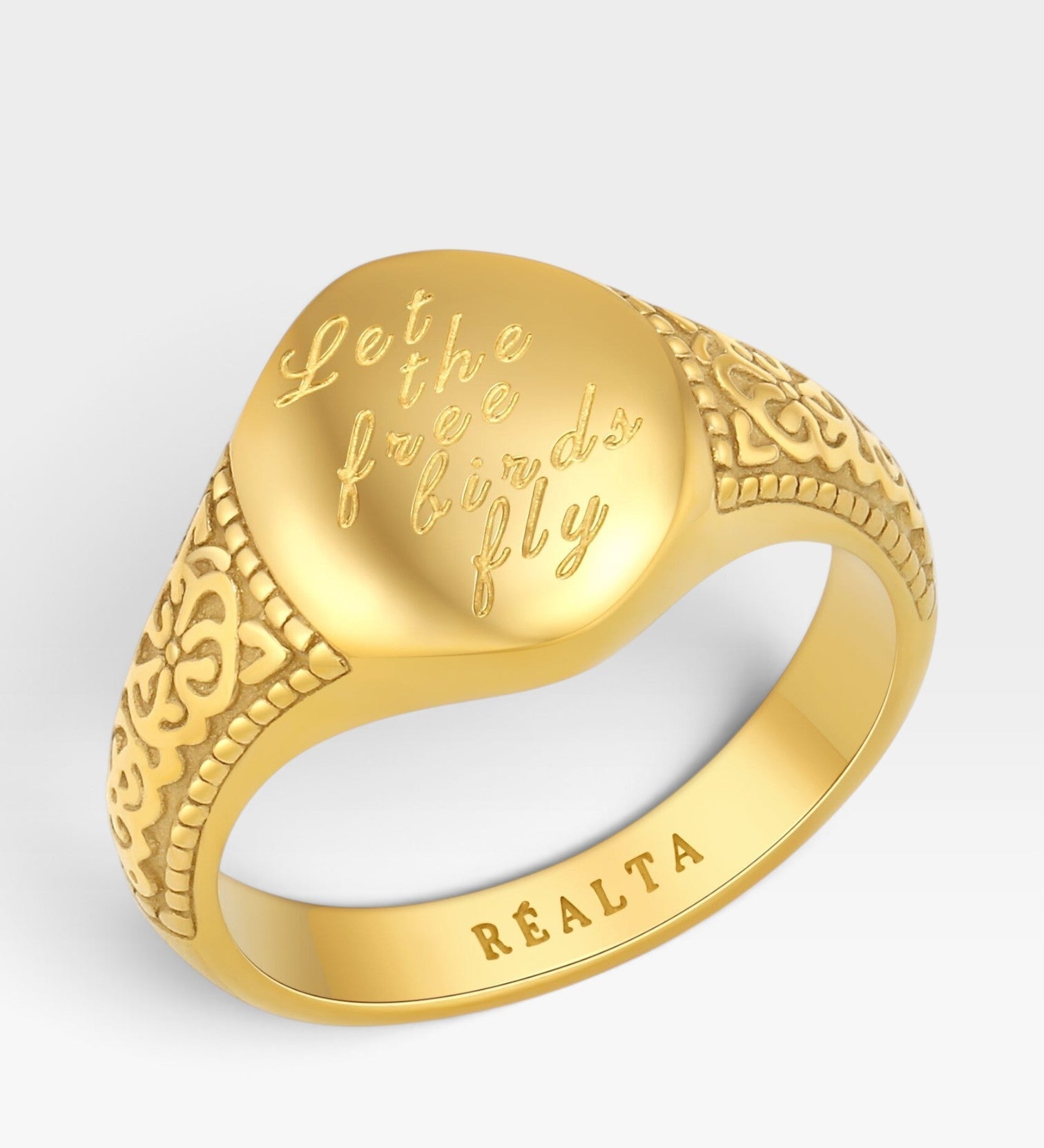 Saoirse Ring - Réalta