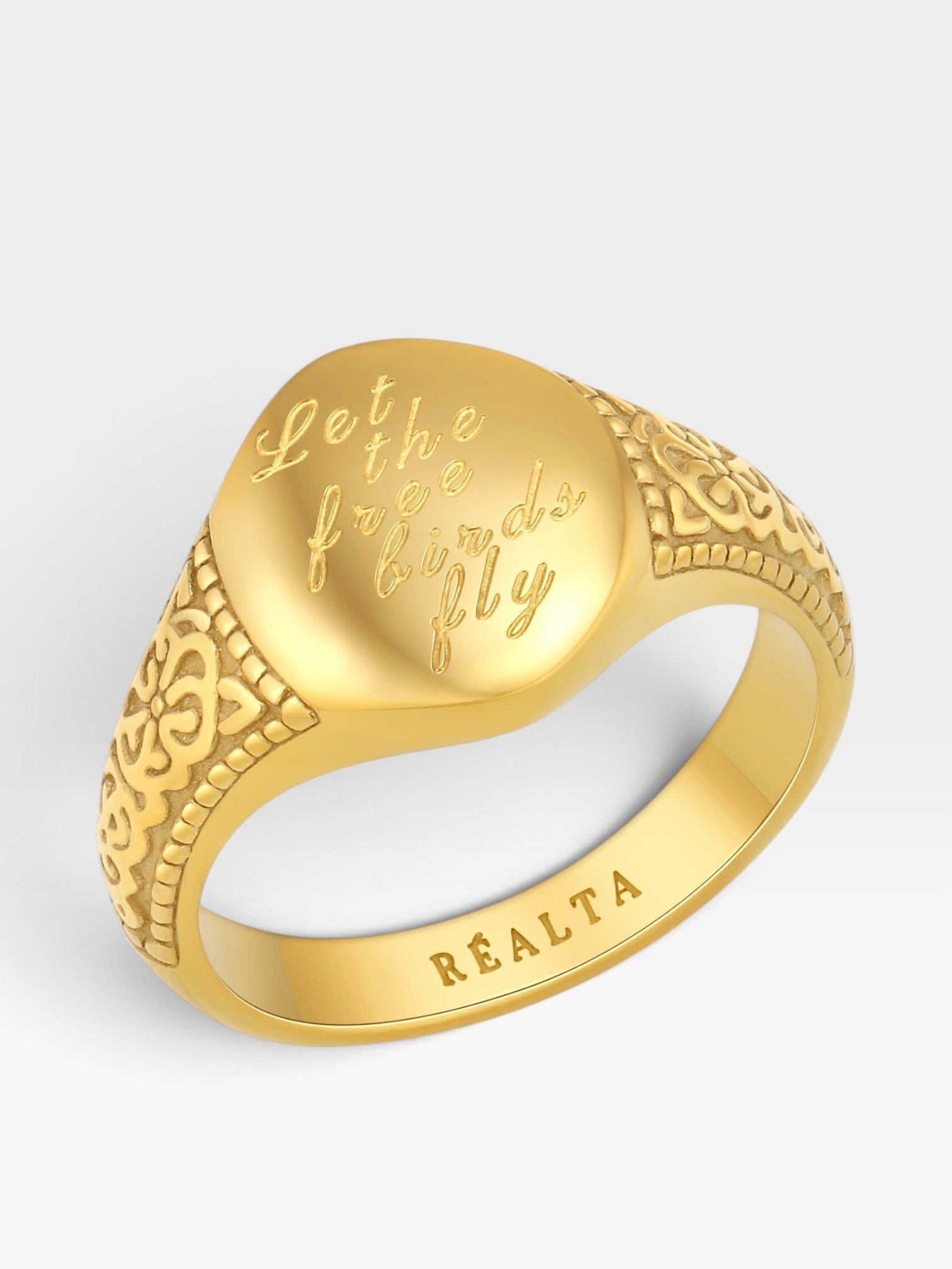 Saoirse Ring - Réalta
