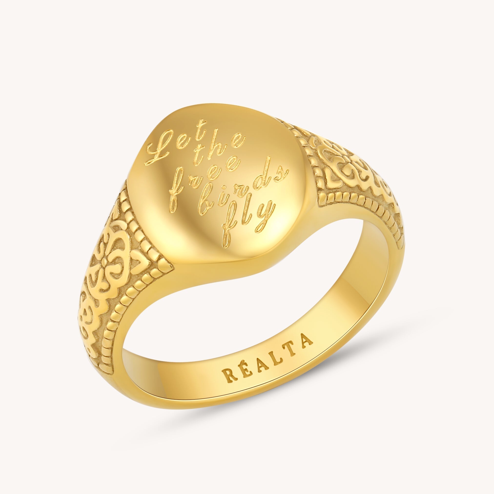 Saoirse Ring - Réalta