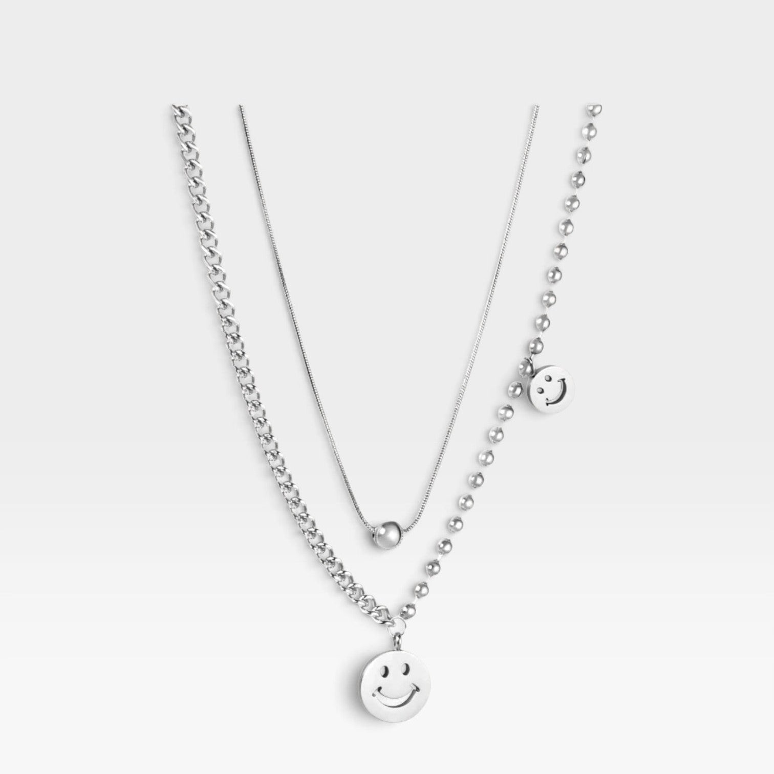 Smiley Pendant Necklace - Réalta