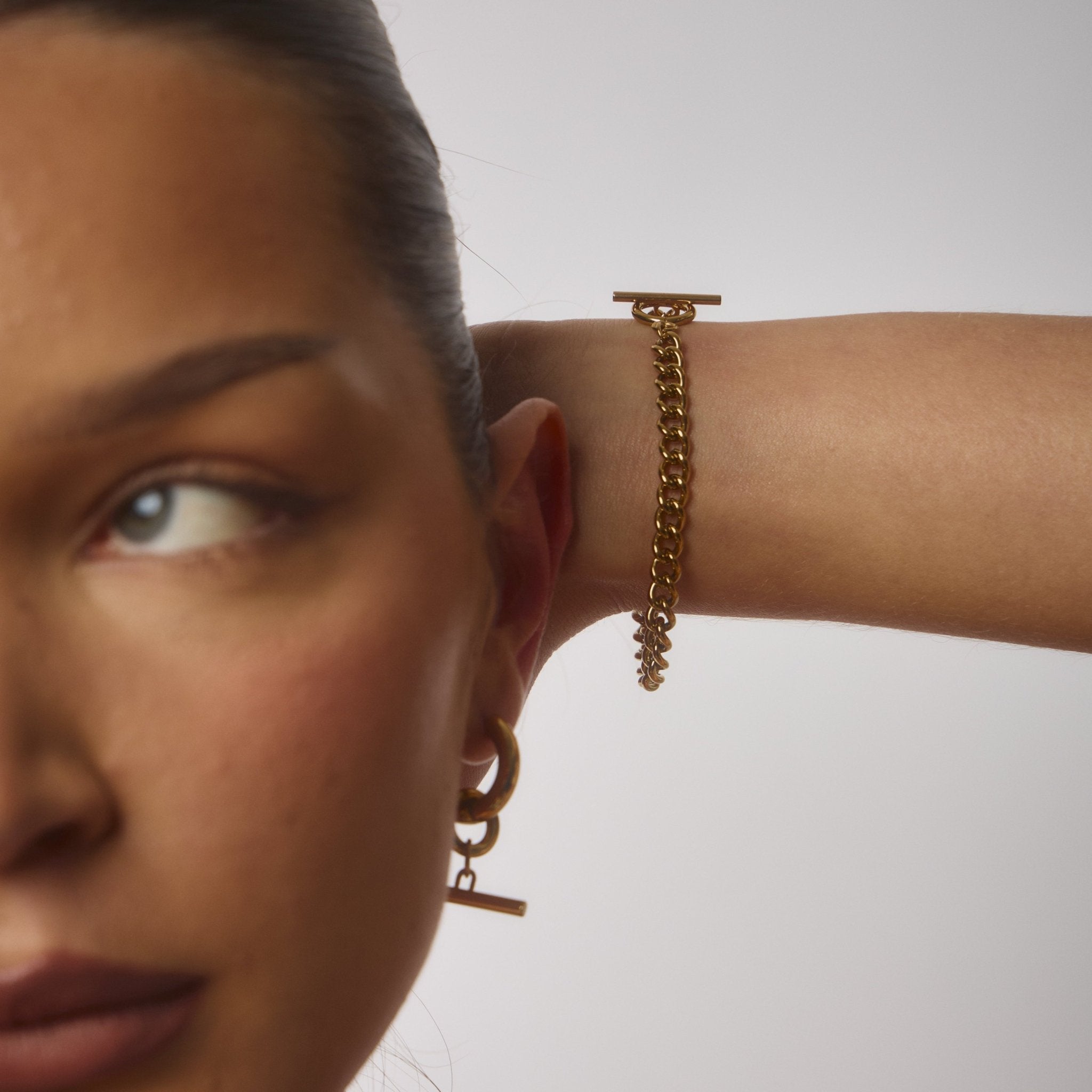 T Bar Bracelet - Réalta