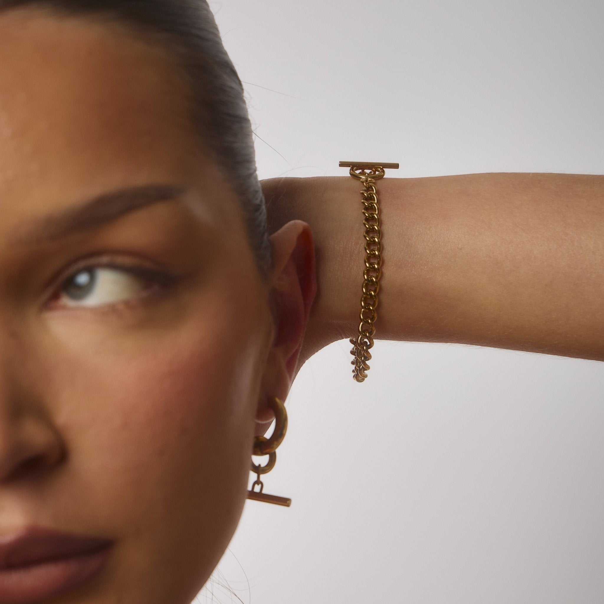 T Bar Bracelet - Réalta