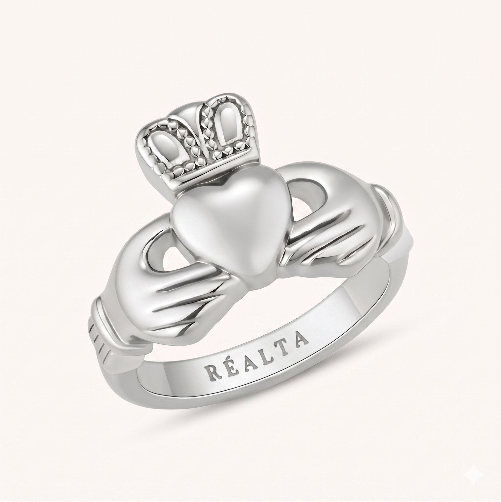 Traditional Claddagh Ring - Réalta