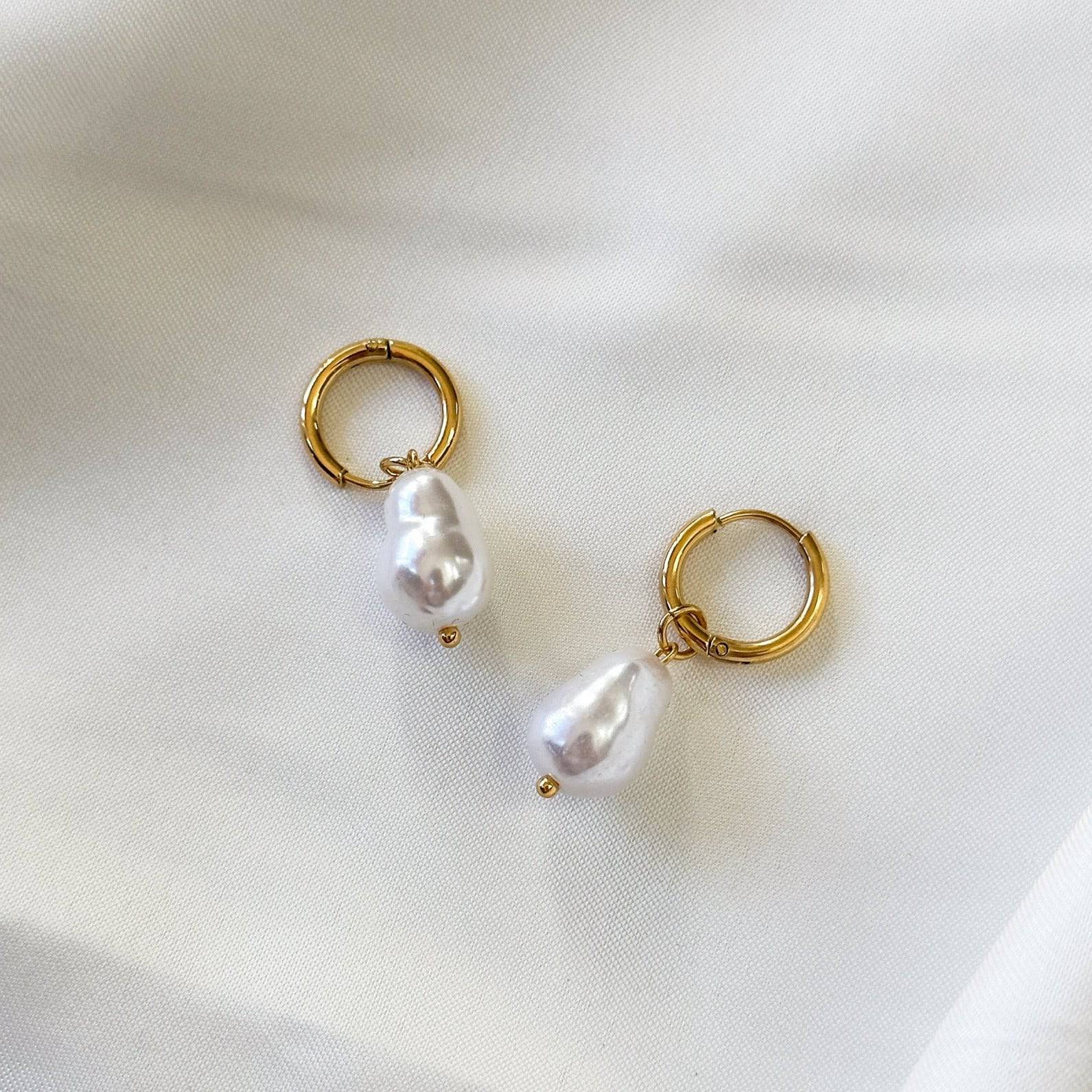 Amélie Pearl Earrings - Réalta