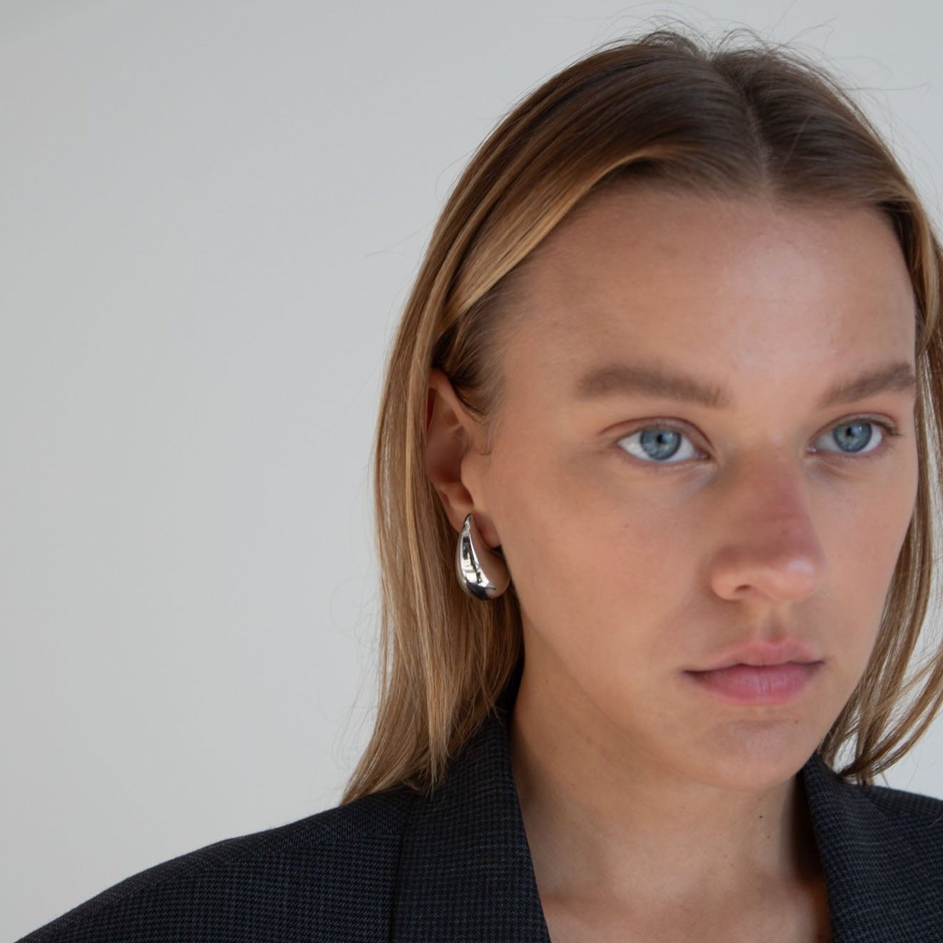 Bianca Drop Earrings - Réalta
