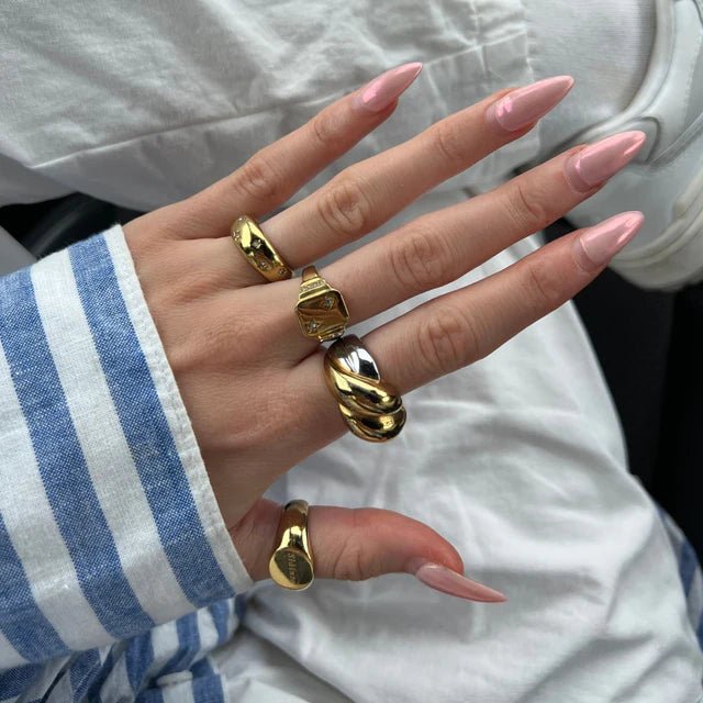 Carrie Ring - Réalta