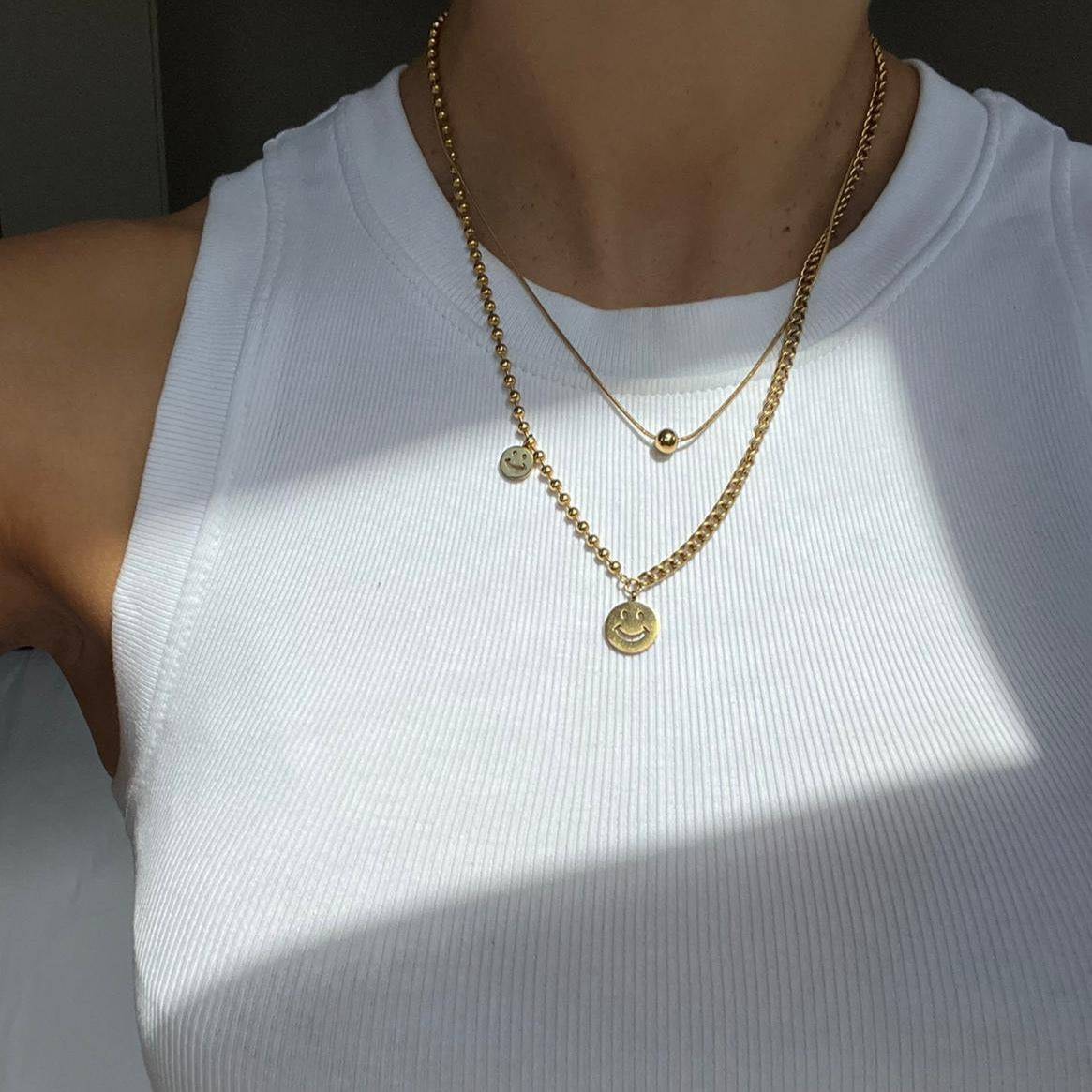 Double Layer Smiley Necklace - Réalta