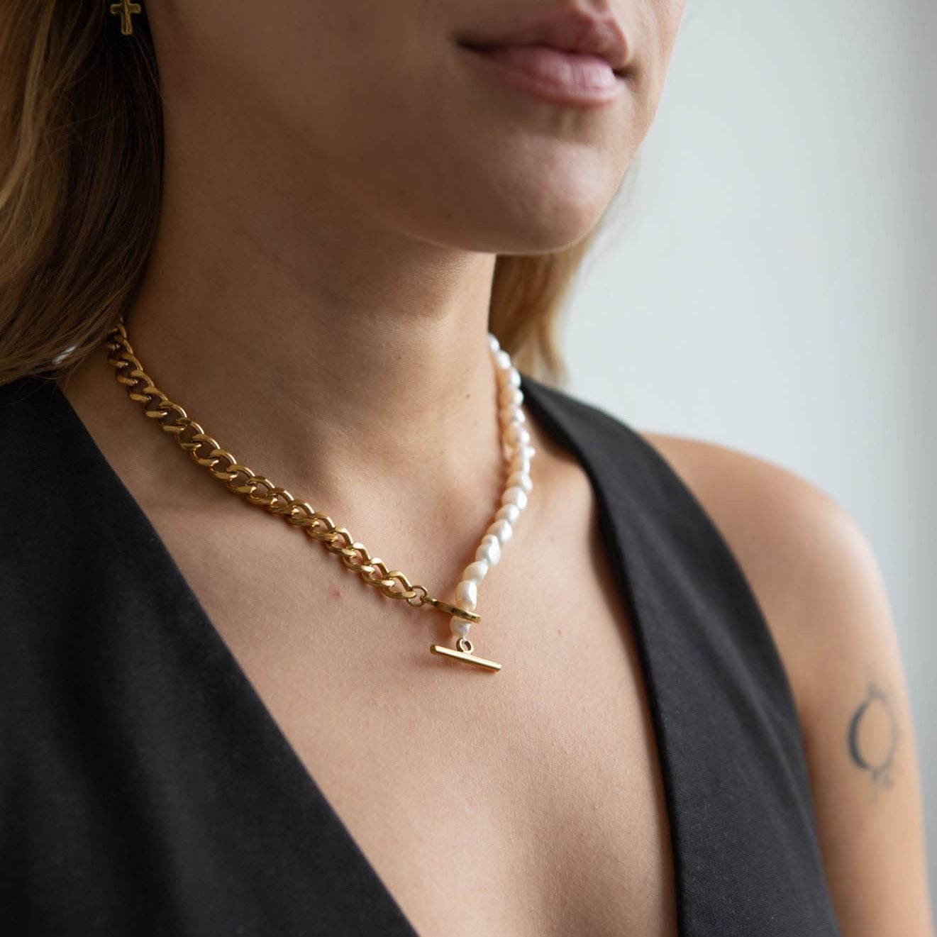 Freya Pearl Twist Necklace - Réalta