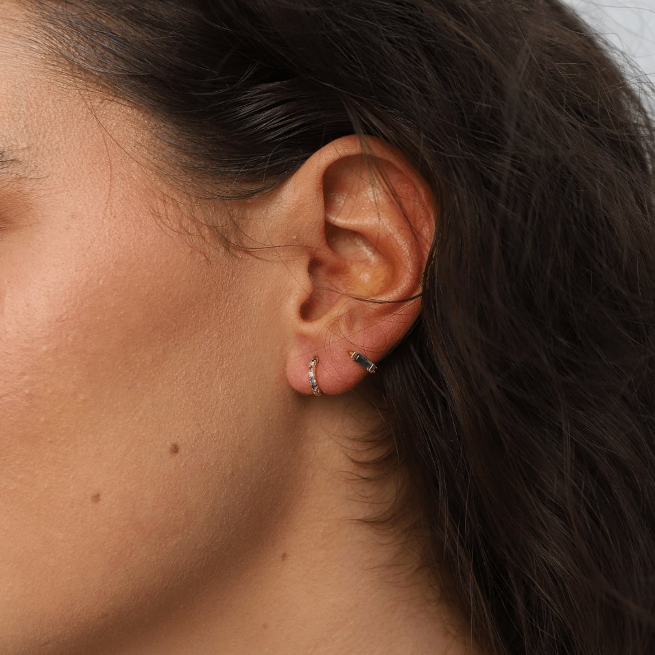 Silver Aime Huggie hoops - Réalta