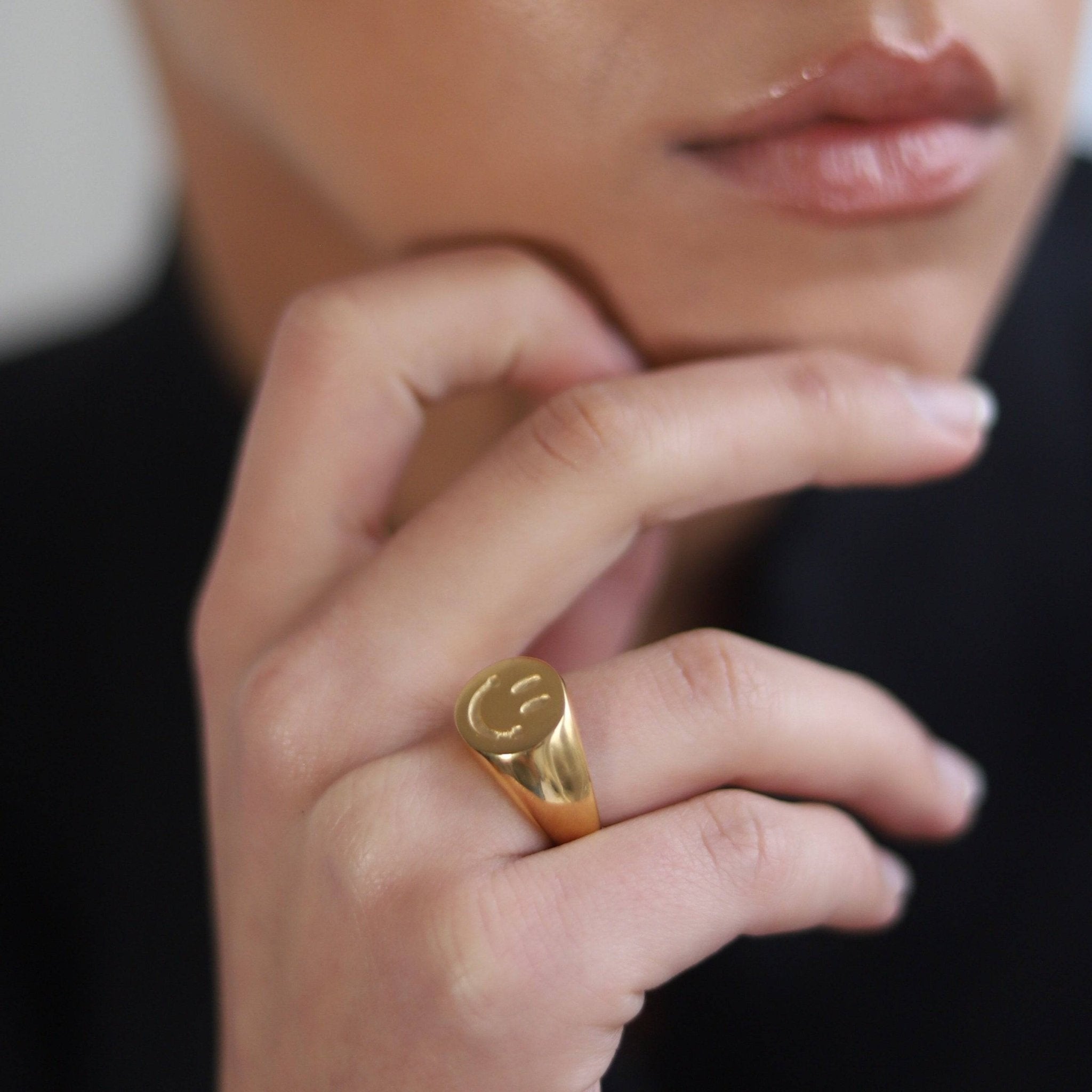 Vice Smiley Ring Gold - Réalta