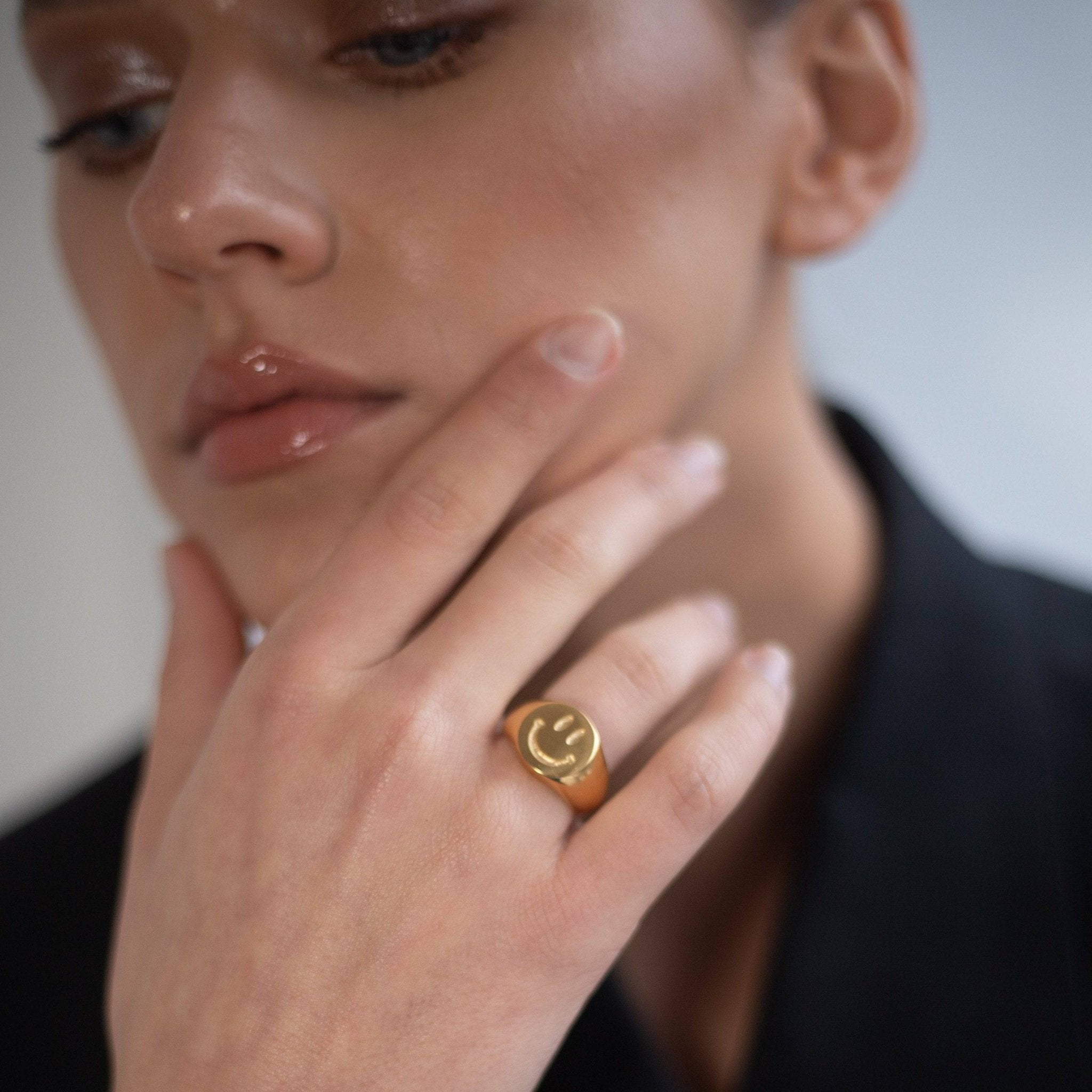 Vice Smiley Ring Gold - Réalta